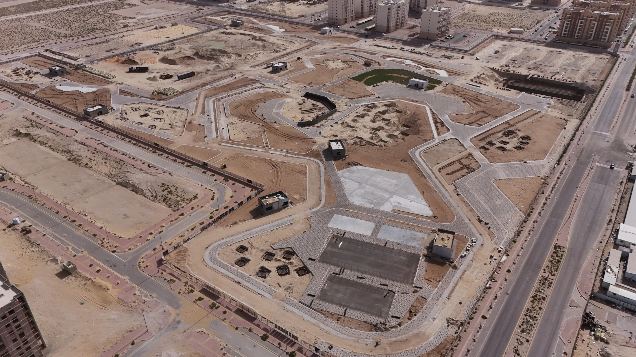 Field operations advancing the Dammam development