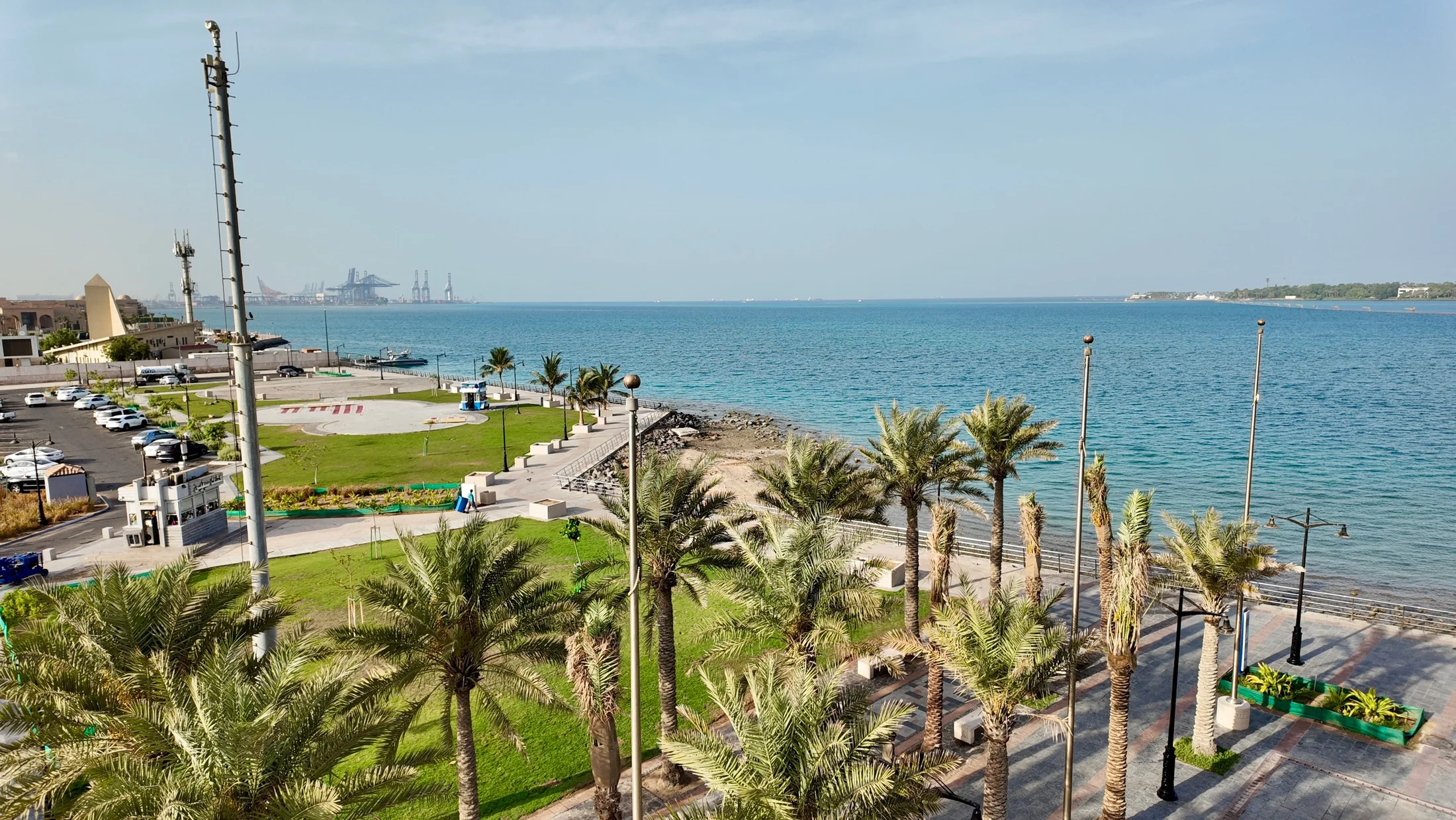 Landscaped waterfront spaces for everyday community life